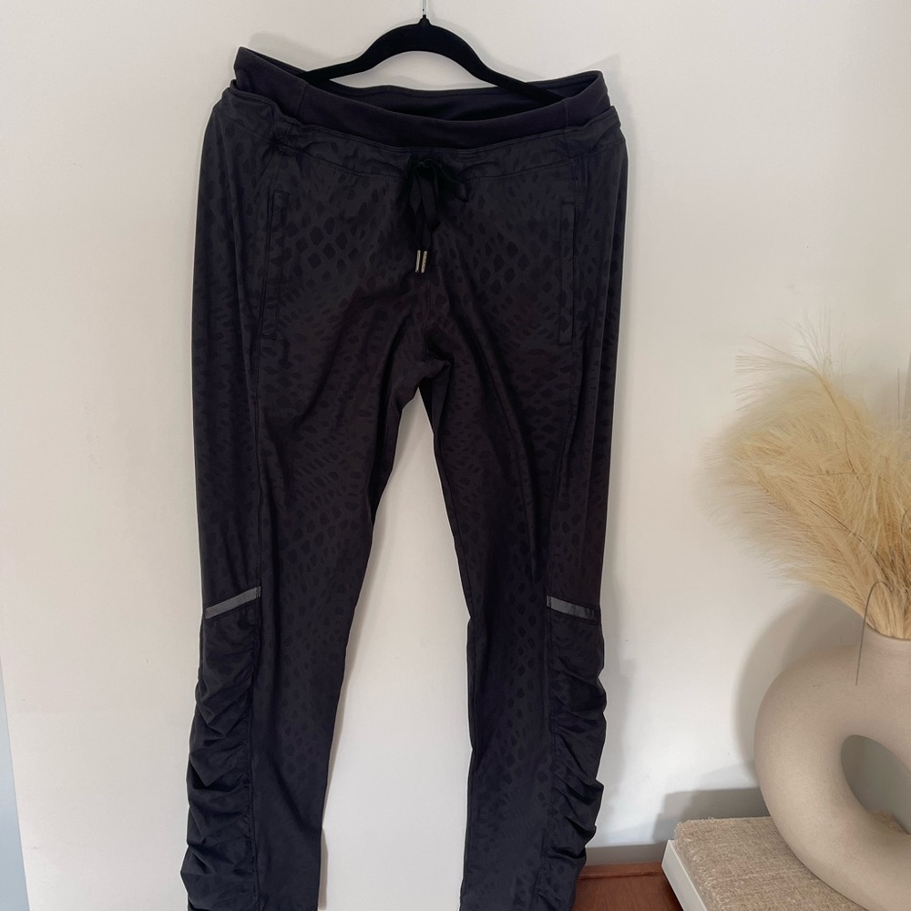 Black Patterned lined pants